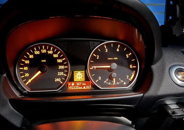 BMW Seria 1 cena 15500 przebieg: 193000, rok produkcji 2005 z Szczecin małe 562